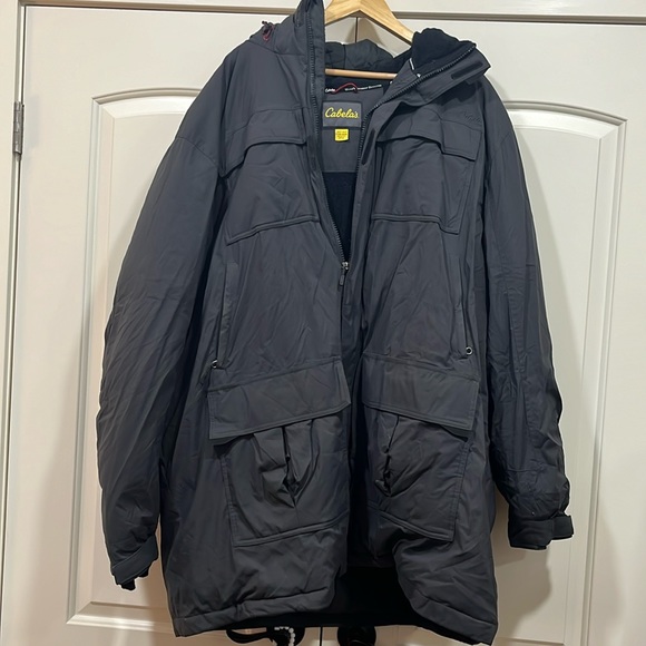 Men’s winter coat - Picture 1 of 5